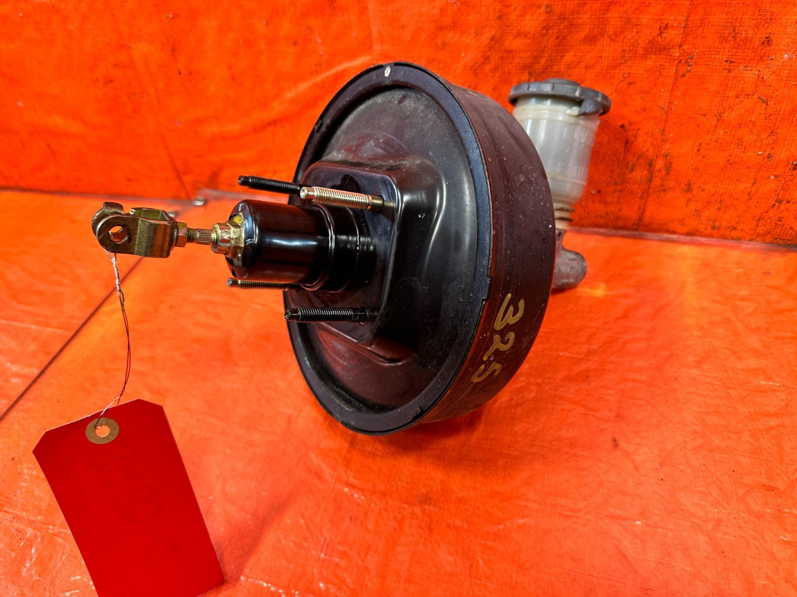 90 91 HONDA CIVIC HATCHBACK   BRAKE BOOSTER & MASTER CYLINDER   OEM 3257