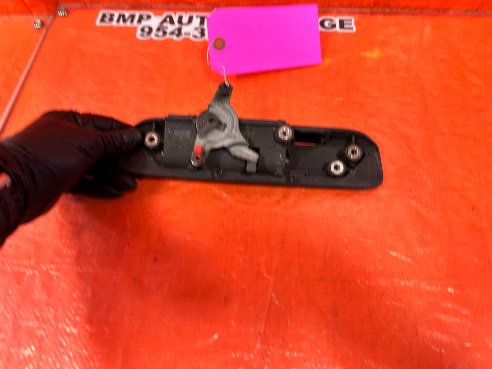 09 15 TOYOTA TACOMA   REAR TAIL GATE   EXTERIOR DOOR HANDLE HINGE   OEM #TOYO9