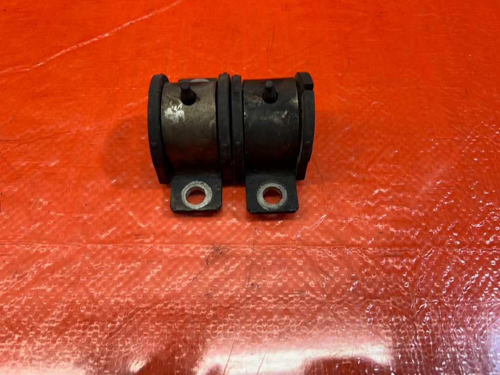 2015 LANCER EVOLUTION X EVO 10 FRONT SWAY BAR MOUNTING BRACKET & BUSHING SET 2144