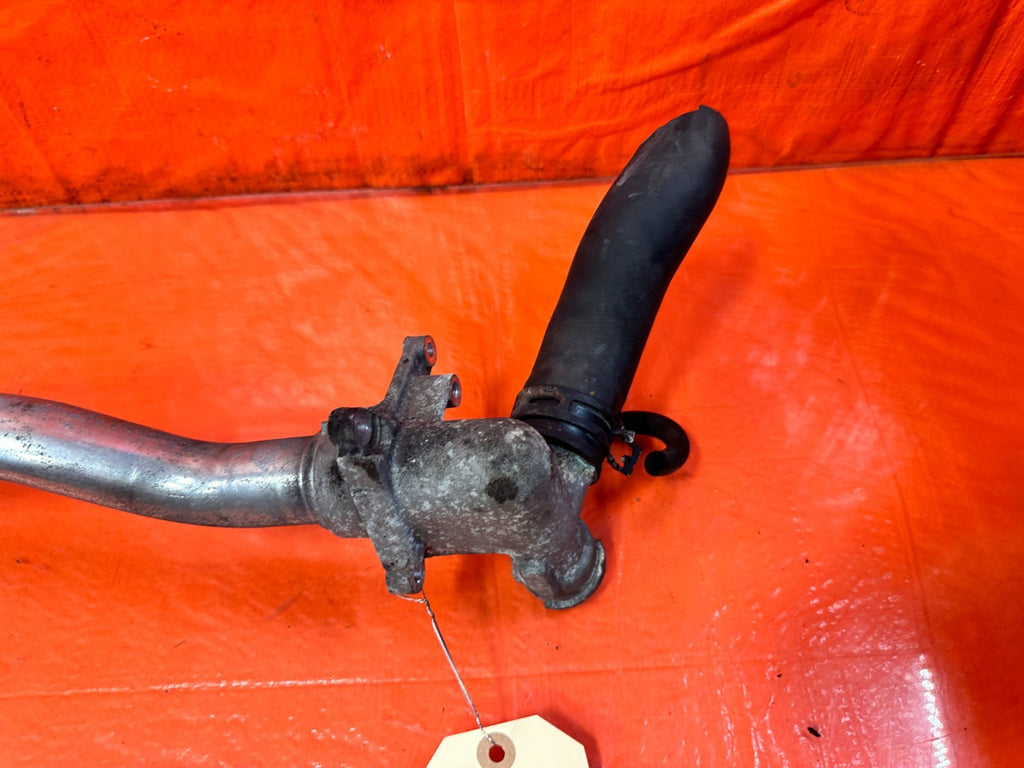 08 15 INFINITI G37 Q60 3.7L VQ37 REAR ENGINE WATER COOLANT PASSAGE PIPE #3294