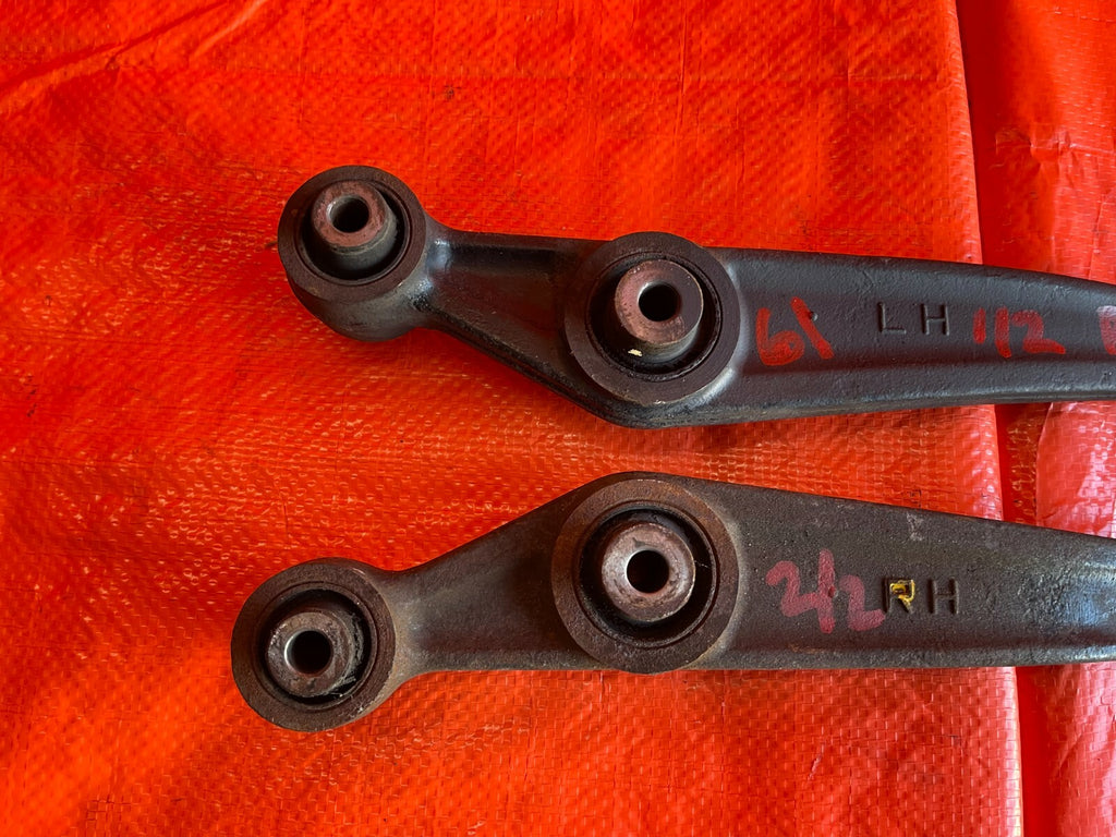 90 91 HONDA CRX   BASE ONLY   REAR LOWER CONTROL ARM SET ARMS LEFT RIGHT OEM #616
