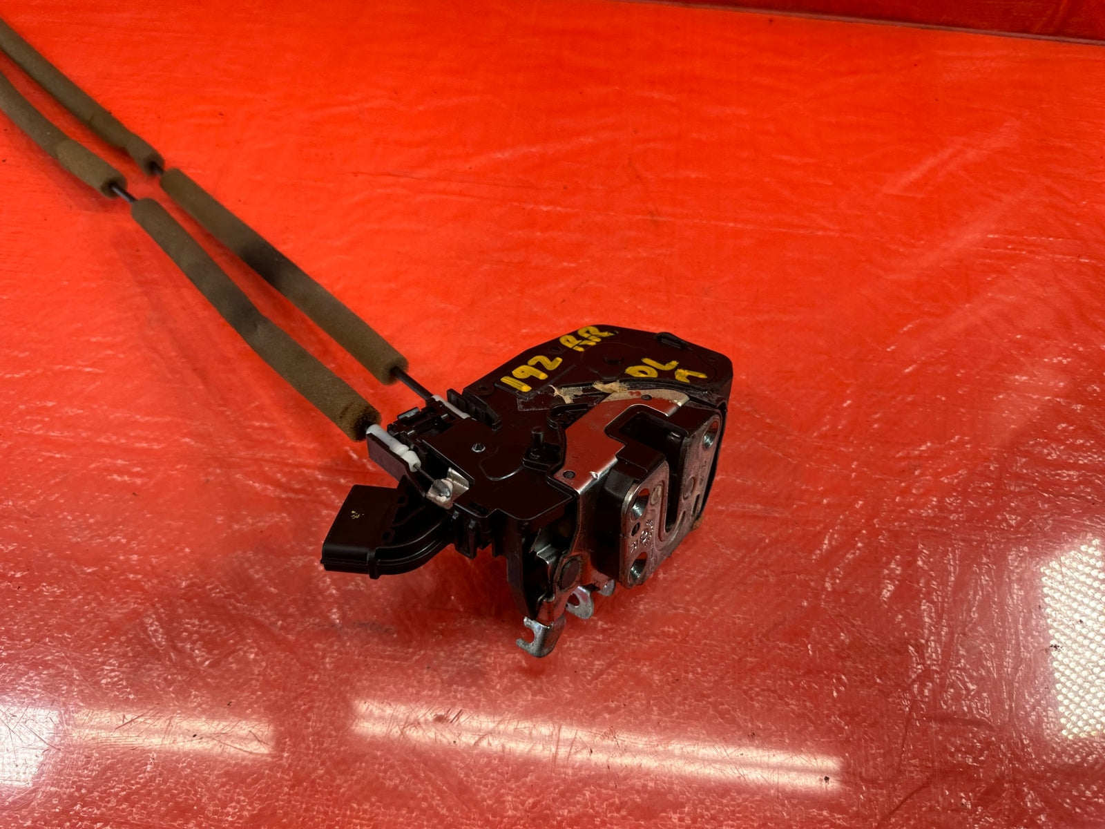 07 13 INFINITI G35 G37 SEDAN   DOOR LOCK ACTUATOR RIGHT REAR   OEM #1927