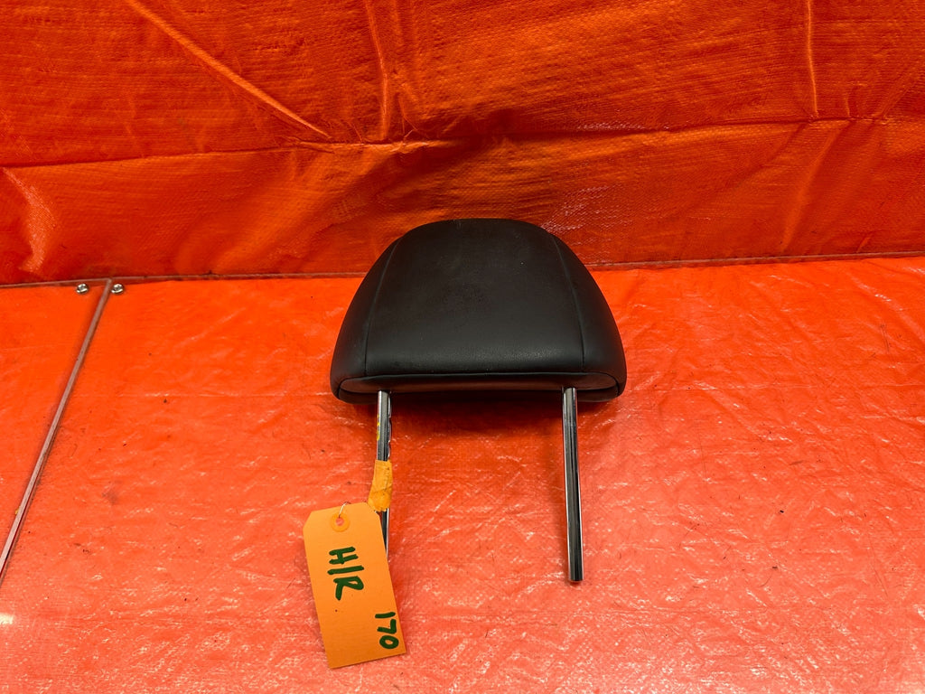 08 15 INFINITI G37 & Q60 2D COUPE   LEFT OR RIGHT FRONT SEAT HEAD REST OEM 207 18