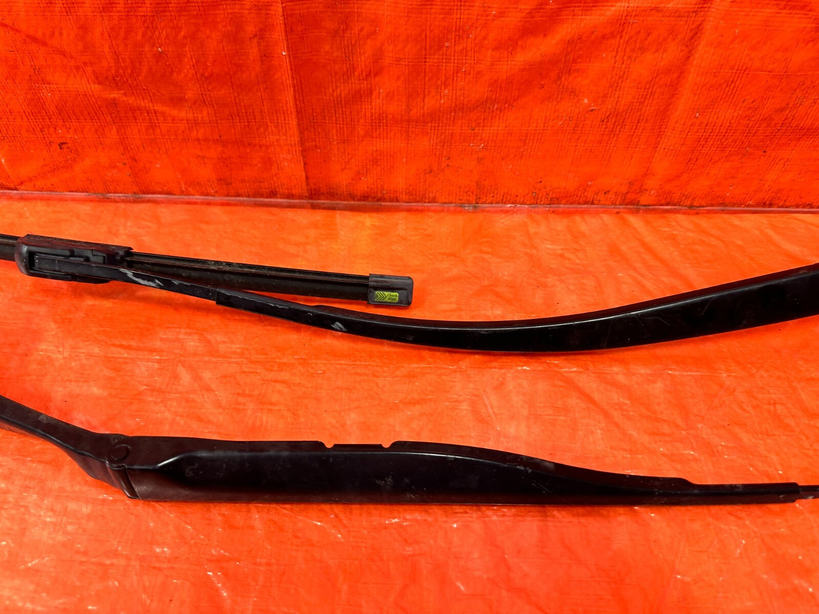17 20 INFINITI Q60   LEFT & RIGHT WINDSHIELD WIPER ARMS   OEM FACTORY #2893