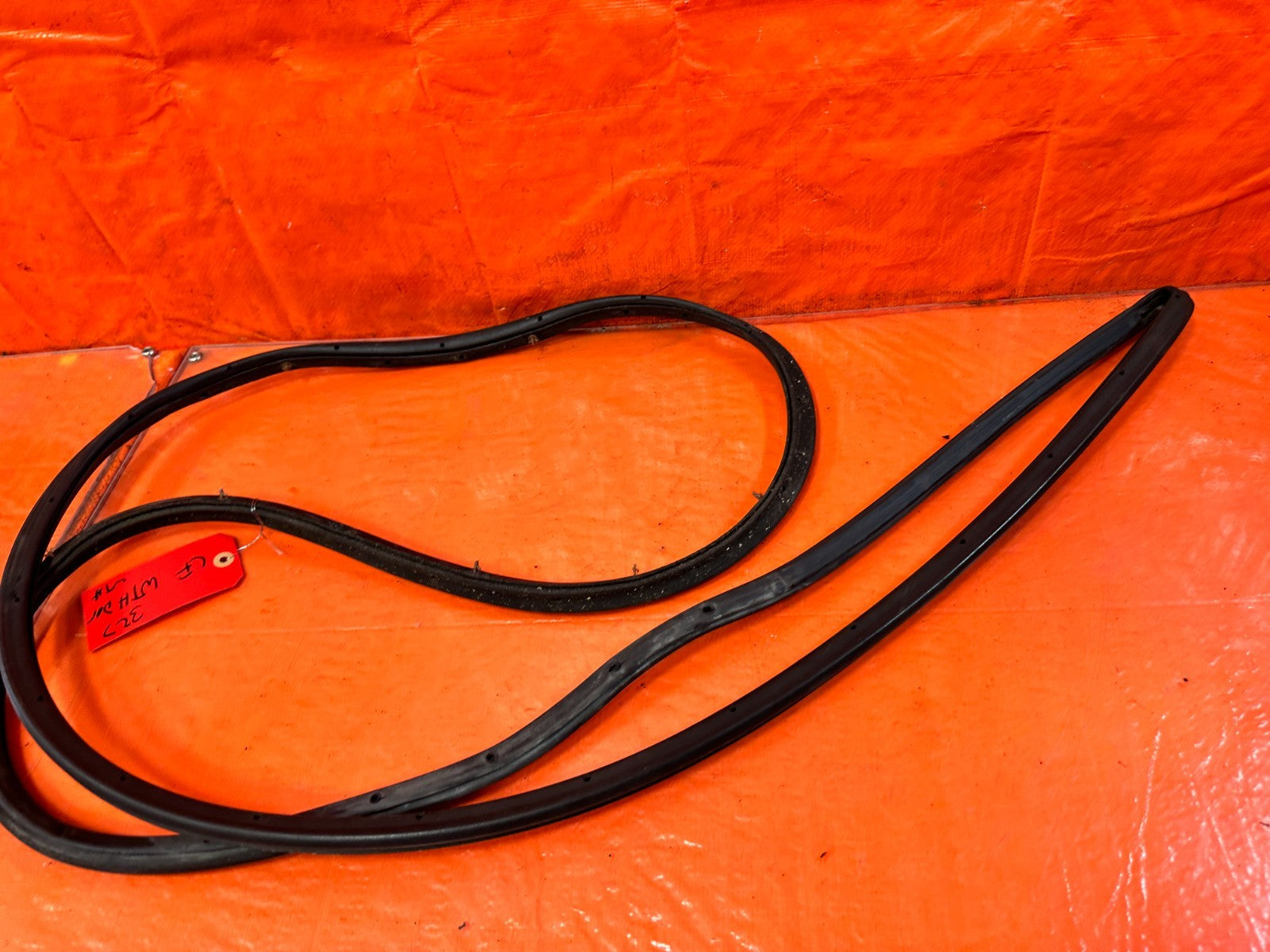 92 95 HONDA CIVIC   2D COUPE   DRIVER LEFT FRONT   DOOR WEATHER STRIP   OEM #3274