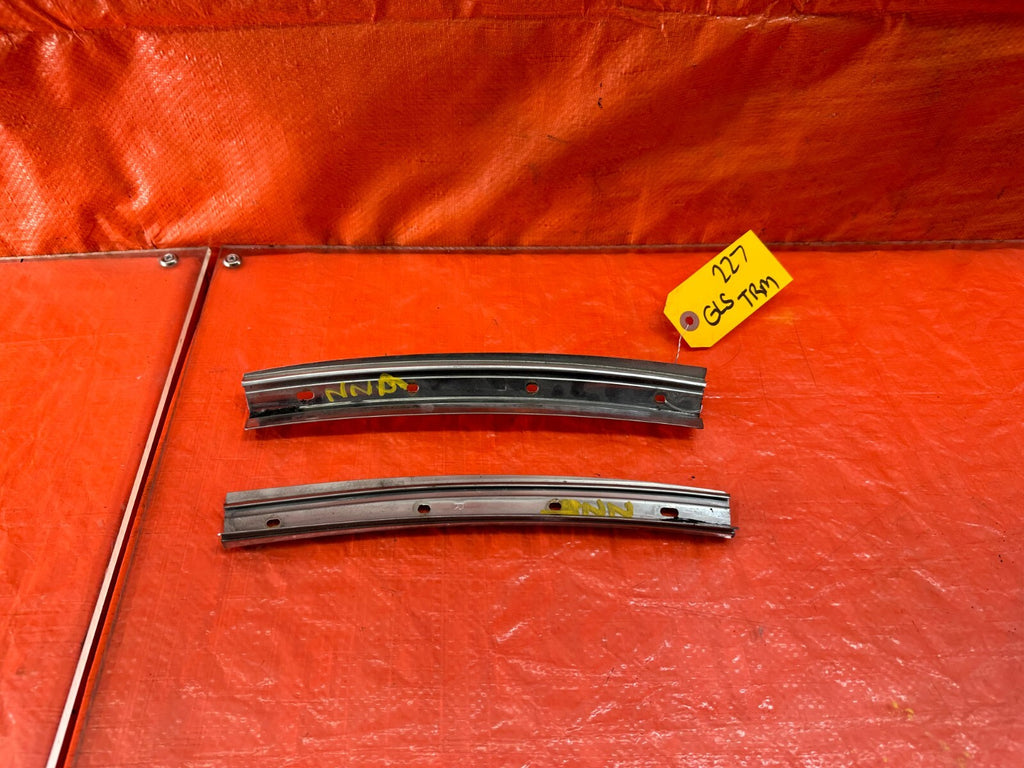 93 97 HONDA DEL SOL   REAR WINDSHIELD WEATHER STRIP BRACKETS   OEM FACTORY #2274