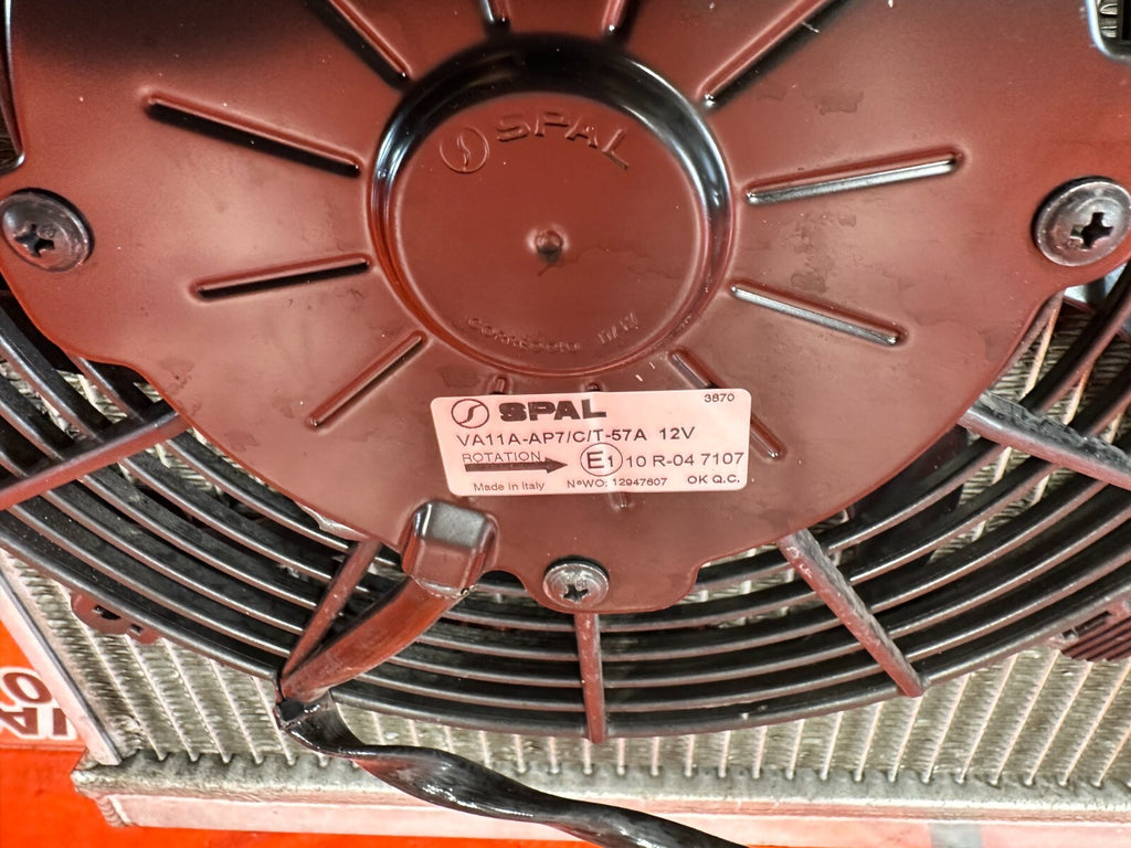 94 01 ACURA INTEGRA   SKUNK2 ALPHA RADIATOR W/ 2 SPAL SLIM FANS   #25312