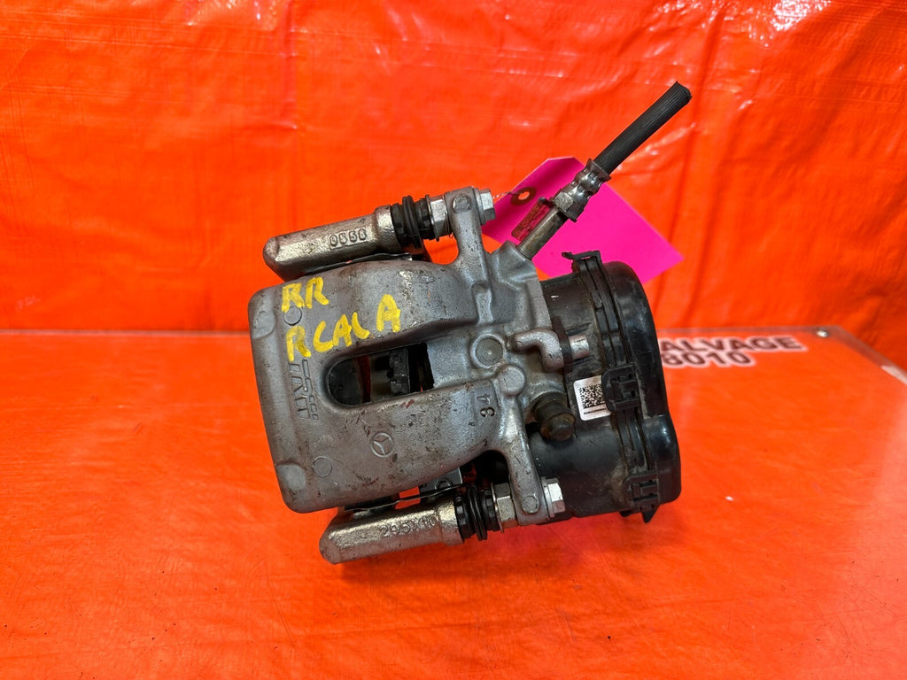 14 19 MERCEDES BENZ CLA 250   FWD   PASSENGER RIGHT REAR BRAKE CALIPER   OEM 10