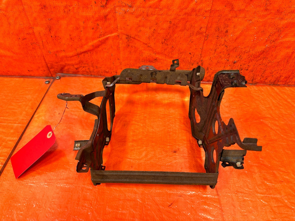 90 91 HONDA CIVIC HATCHBACK   DASHBOARD CENTER RADIO MOUNTING BRACKET OEM 3252