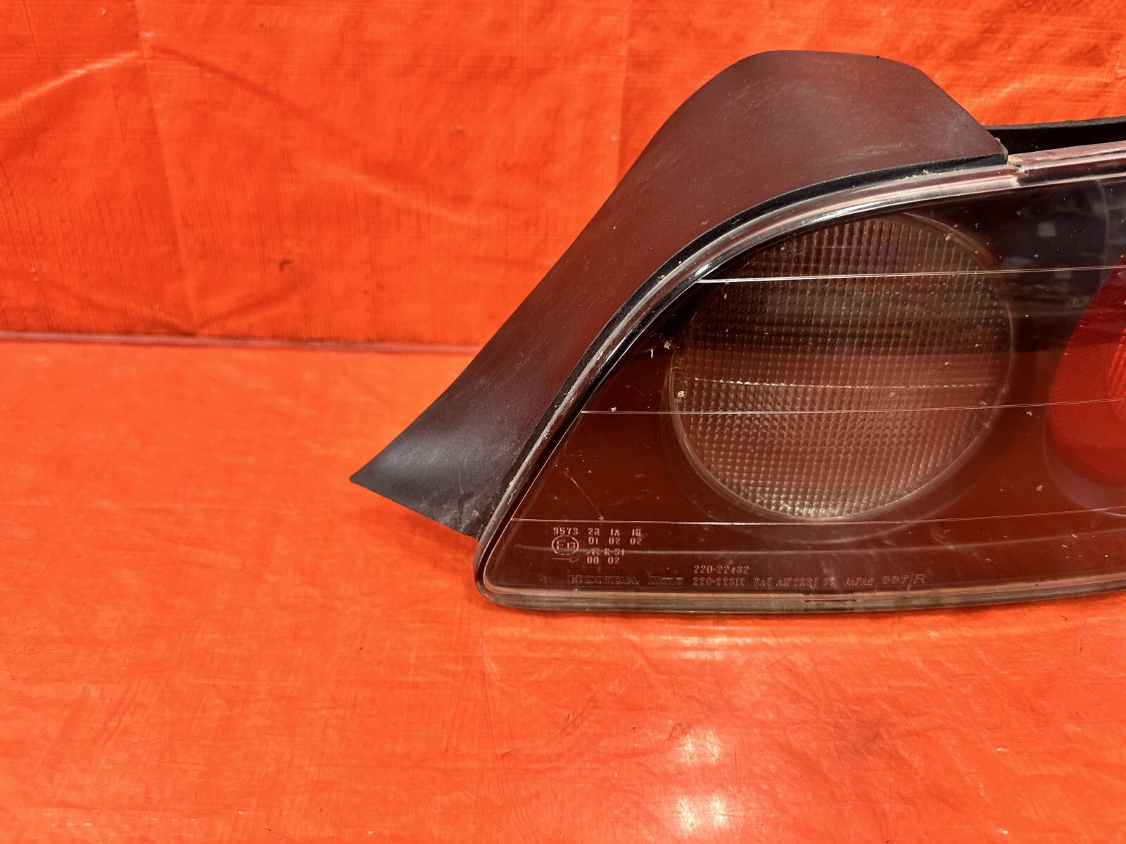 00 01 HONDA S2000   PASSENGER RIGHT TAIL LIGHT TAIL LAMP   OEM FACTORY #2905
