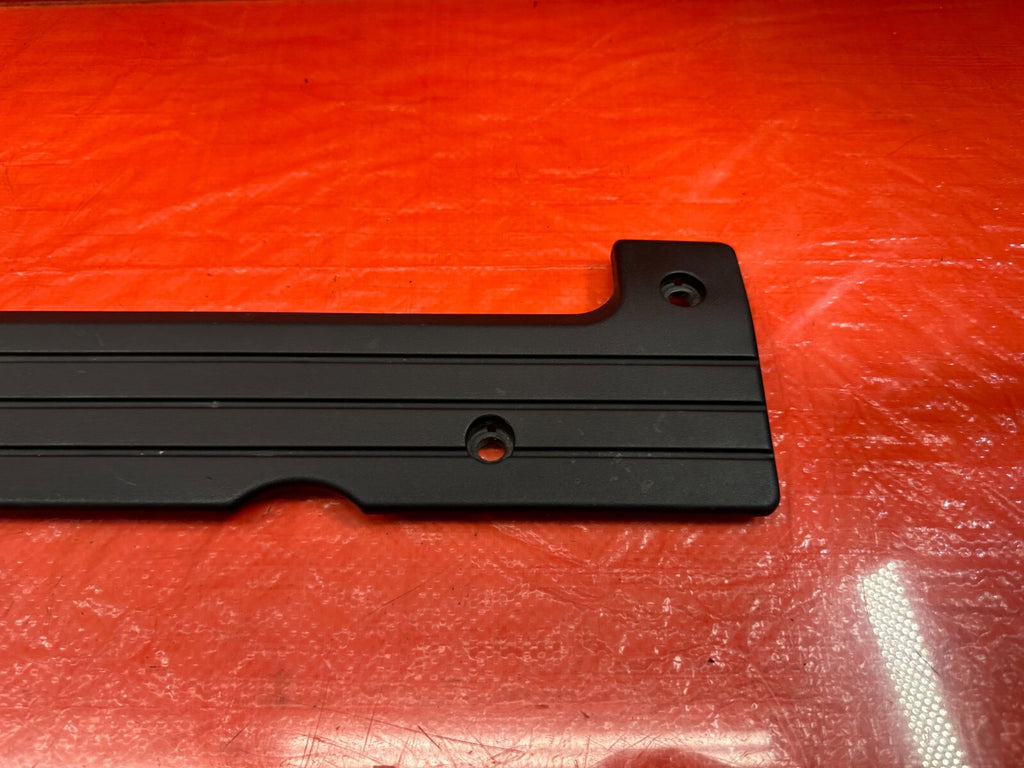 02 05 HONDA CIVIC SI EP3 HATCHBACK   IGNITION COIL PACK COVER TRIM PLASTIC #1875