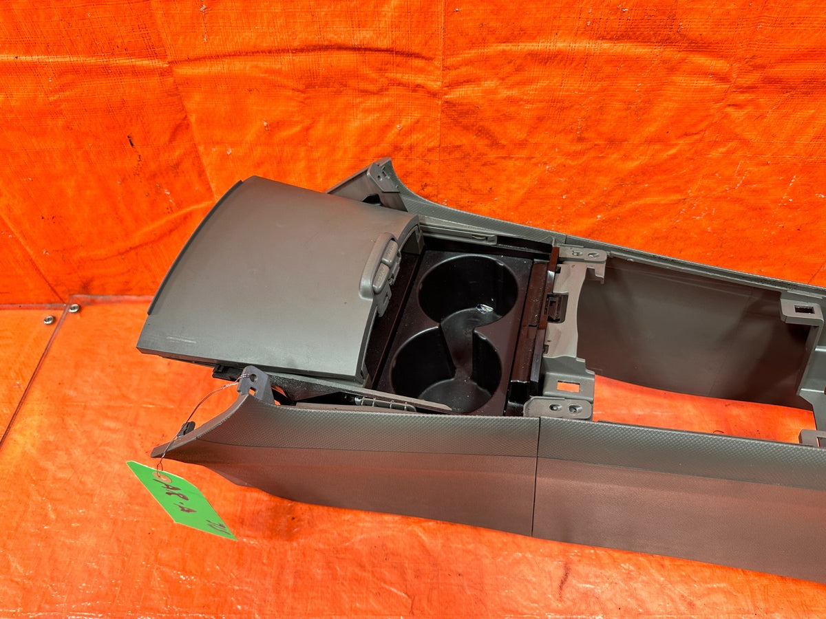 02-06 ACURA RSX - ARM REST CENTER CONSOLE ASSEMBLY - TAN IN COLOR - OEM #3151