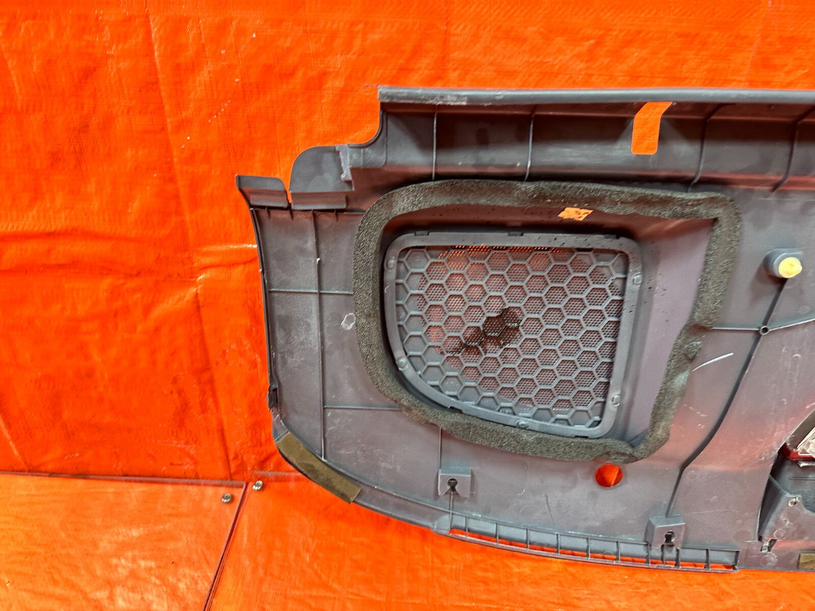 96 00 HONDA CIVIC   2D COUPE   REAR INTERIOR SPEAKER COVER   GRAY COLOR OEM #28410