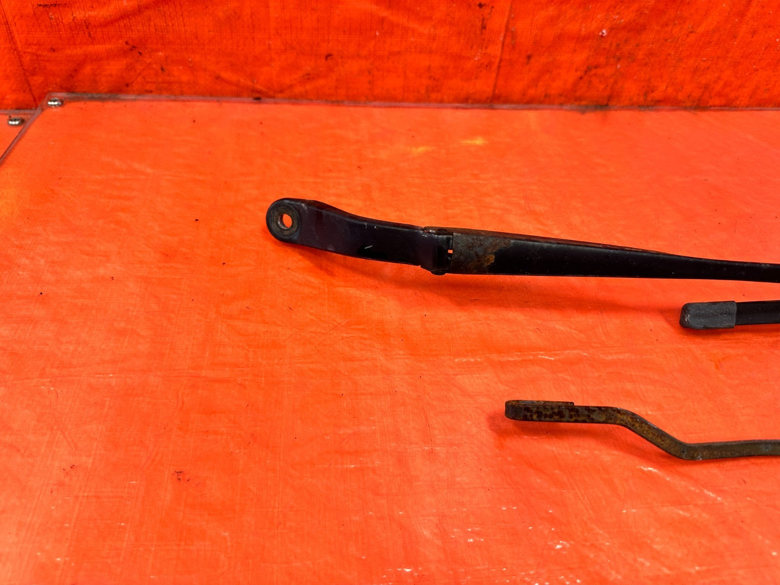 02 05 HONDA CIVIC SI EP3 HATCH   WINDSHIELD WIPER ARMS LEFT & RIGHT ARMS OEM 3064