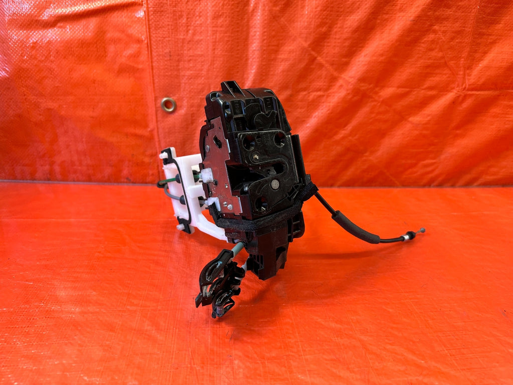 10 16 HYUNDAI GENESIS COUPE   DRIVER LEFT FRONT DOOR LOCK ACTUATOR   OEM OE #2190