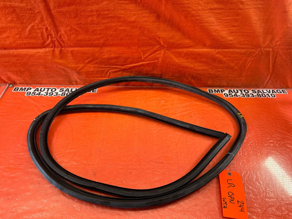 07 09 LEXUS ES350   CHASSIS TO DOOR OPEN TRIM GASKET LEFT REAR   OEM #2440