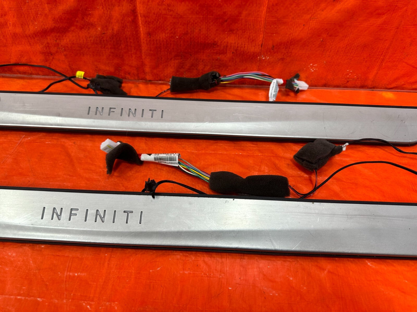 17 20 INFINITI Q60   ILLUMINATING FLOOR PILLARS   LEFT AND RIGHT   OEM #2895