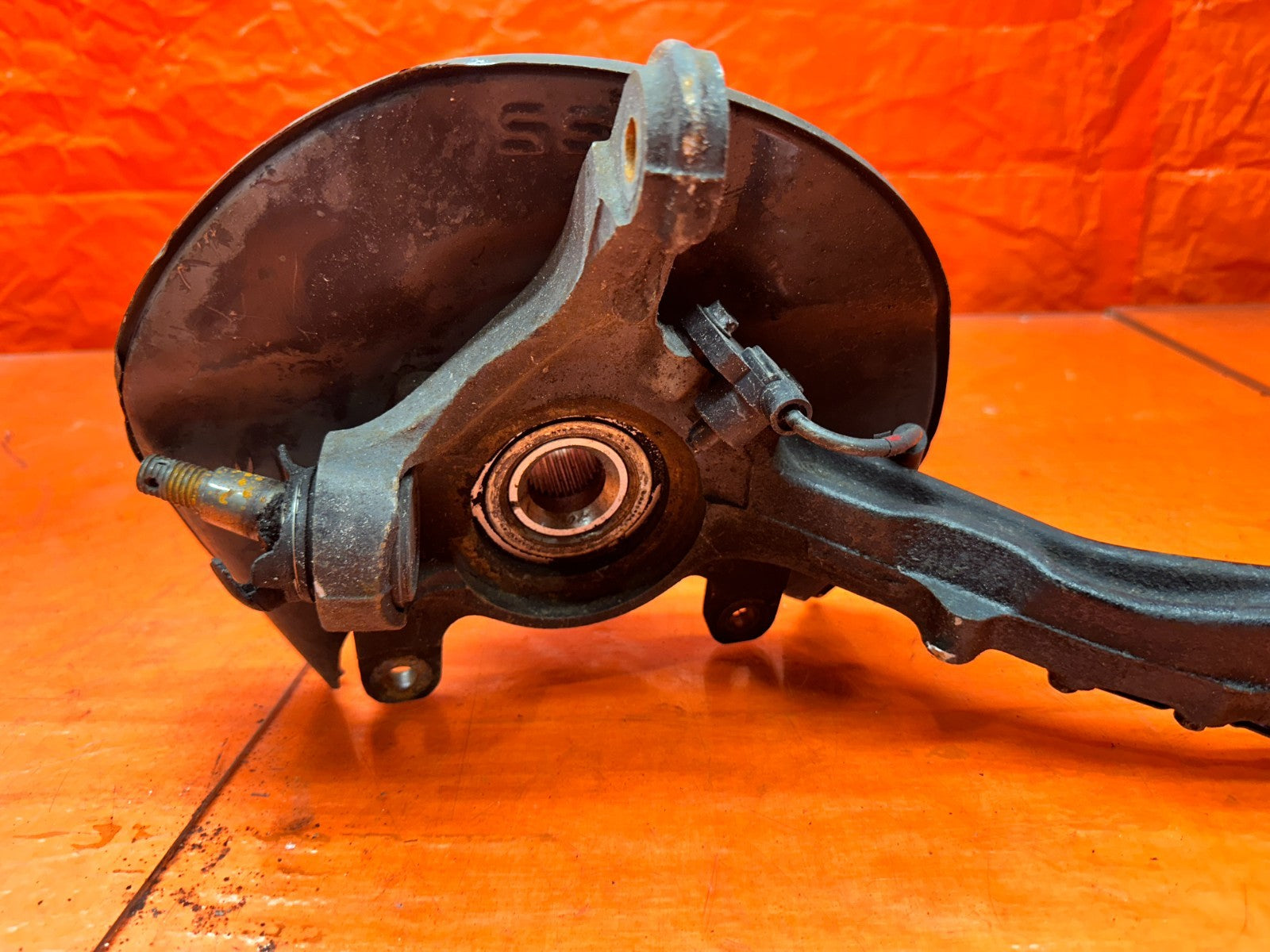 97 01 HONDA PRELUDE 2.2L LEFT DRIVER FRONT KNUCKLE SPINDLE  HUB OEM #32315