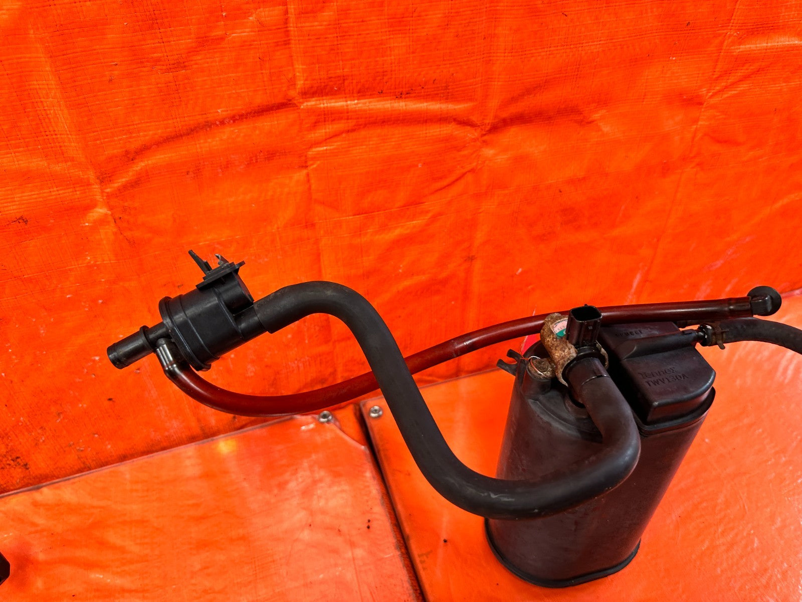 98 00 HONDA CIVIC DX HATCHBACK FUEL VAPOR CHARCOAL EVAP TANK CANISTER   OEM #3191