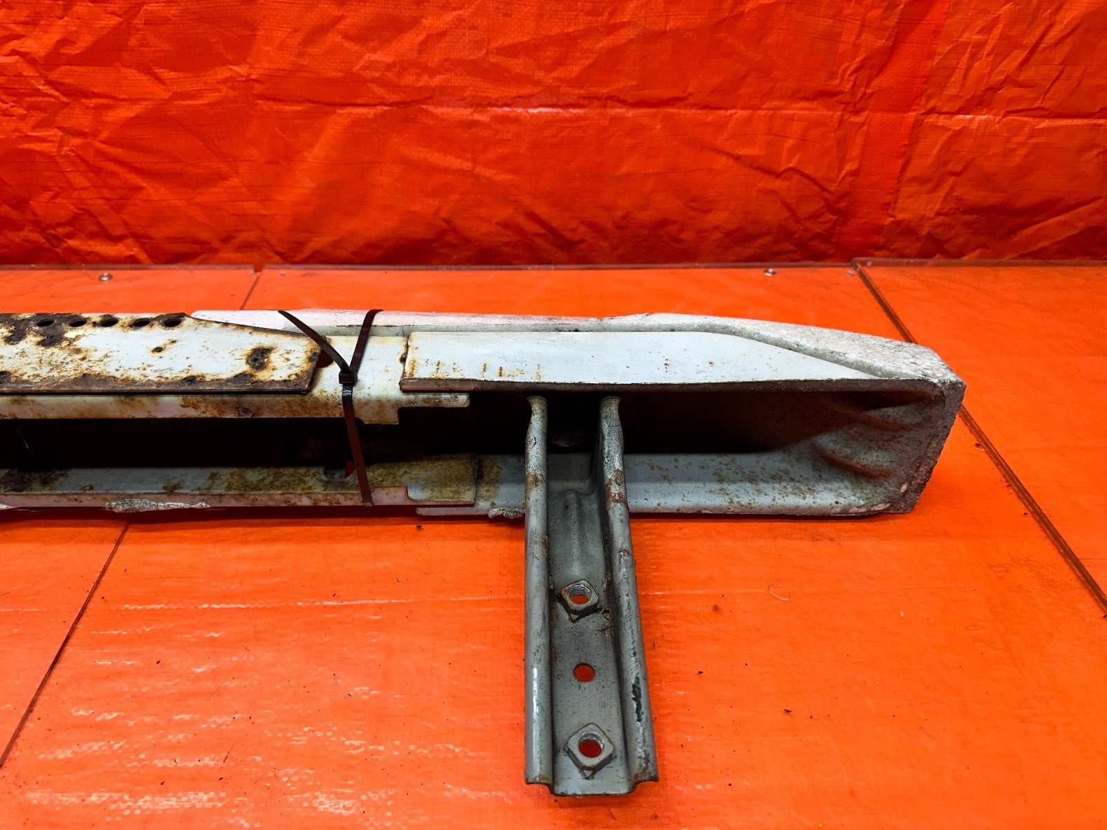 94 01 ACURA INTEGRA REAR BUMPER REINFORCEMENT CRASH BEAM OEM #3319