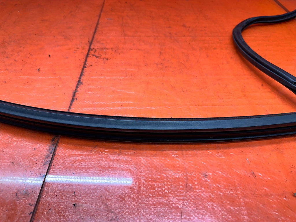 92 96 HONDA PRELUDE LEFT DRIVER DOOR WEATHERSTRIP OEM #3327