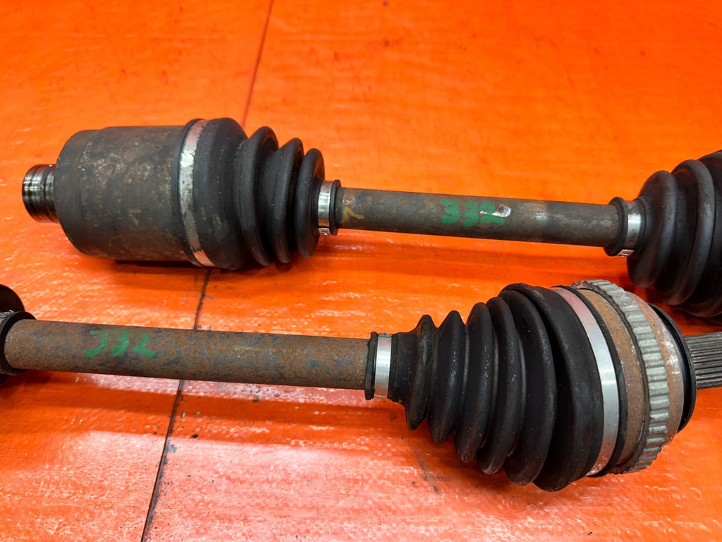 92 96 HONDA PRELUDE H22A LEFT RIGHT CV AXLE SHAFTS OEM #3326