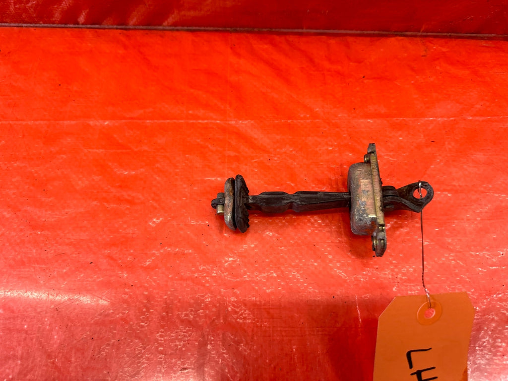 97 01 HONDA PRELUDE   DRIVER LEFT   DOOR CHECKER HINGE ARM STOPPER   OEM #2108