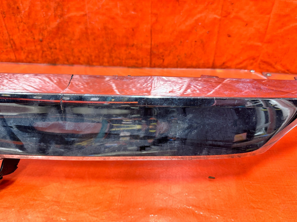 18 22 HONDA ACCORD 1.5L   FRONT BUMPER GRILLE ASSEMBLY   LOOK THERES DAMAGE OK!9