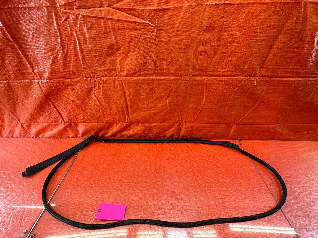 04 08 ACURA TL PASSENGER RIGHT REAR DOOR WEATHER STRIP TRIM SEAL GASKET OEM 2340
