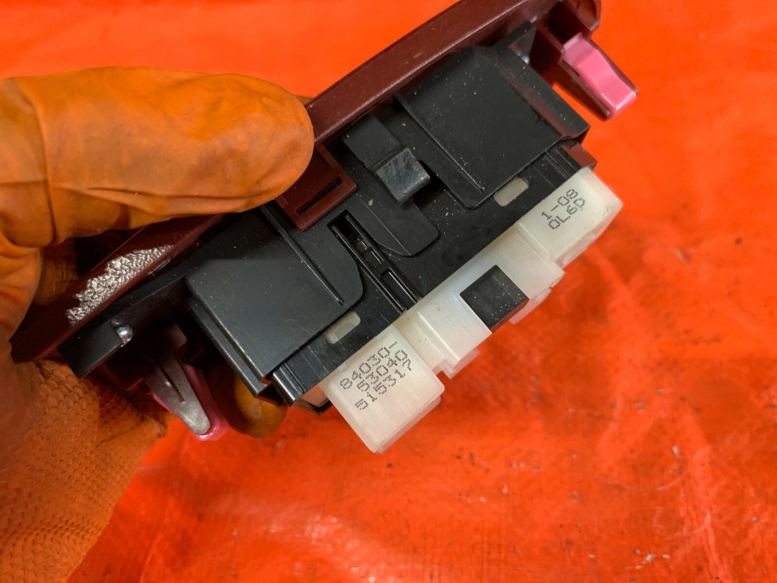 06 08 LEXUS IS250 IS350 PASSENGER RIGHT REAR WINDOW SWITCH W/ BEZEL 84030 53040 3