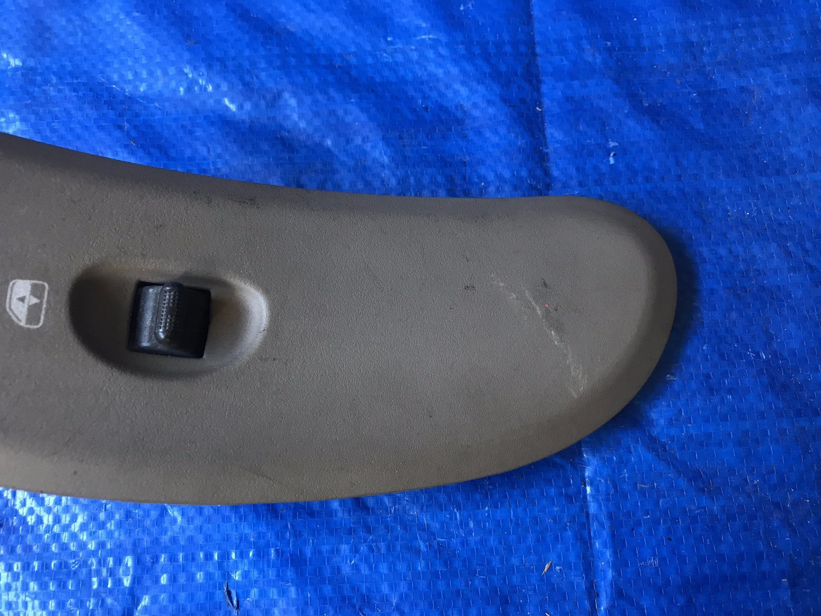 OEM 2001 2002 2003 2004 2005 06 07 DODGE CARAVAN PASSENGER RIGHT WINDOW SWITCH2