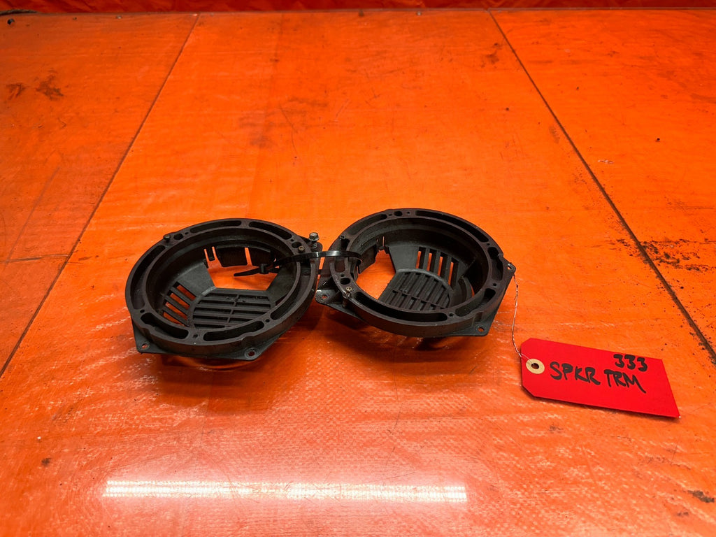 92 95 HONDA CIVIC EX 2D   FRONT DOOR SPEAKER MOUNT HOUSING PODS   OEM #3330