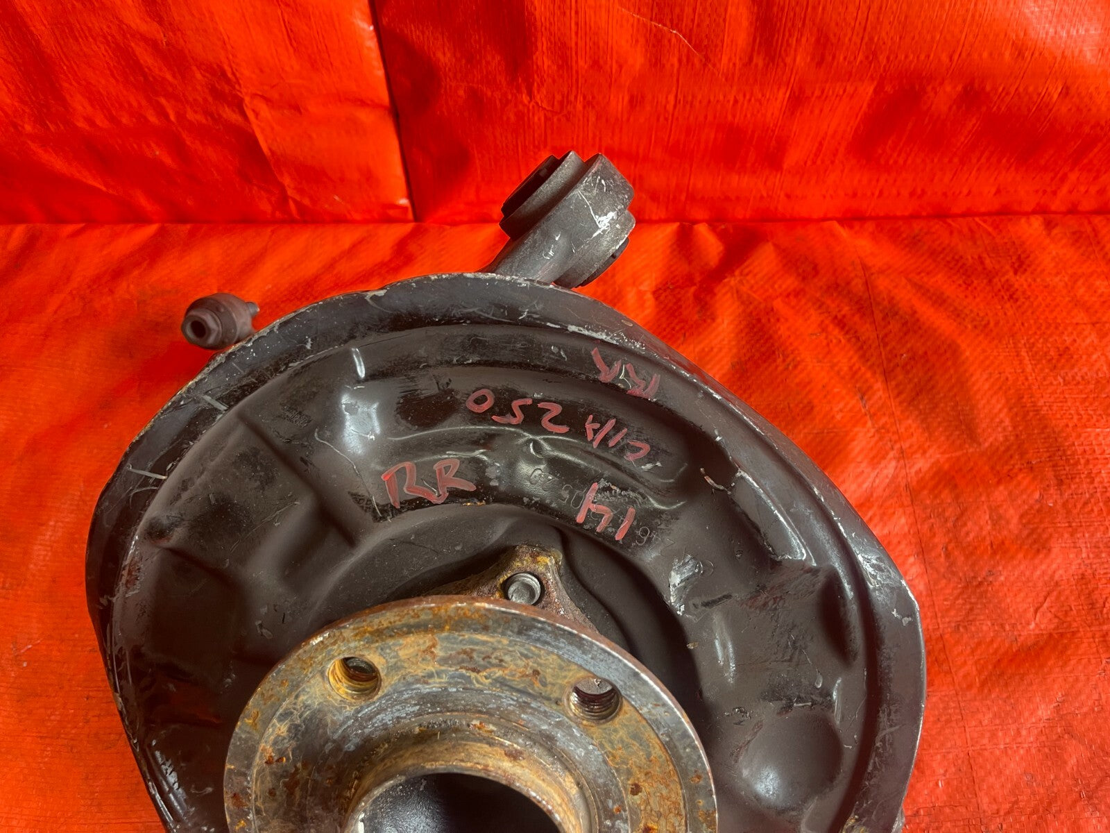 14 19 MERCEDES BENZ CLA 250 FWD PASSENGER RIGHT REAR SPINDLE KNUCKLE HUB OEM OE5