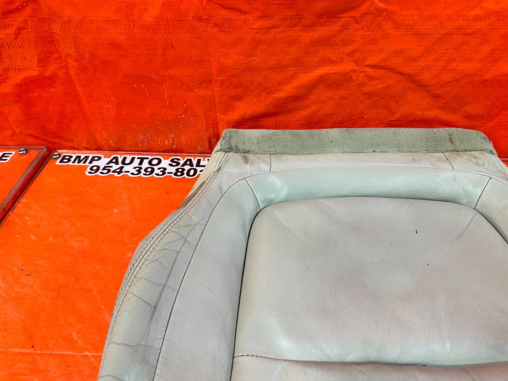 02 10 LEXUS SC430   PASSENGER RIGHT FRONT LOWER SEAT COVER SKIN   ECRU   OEM 26111
