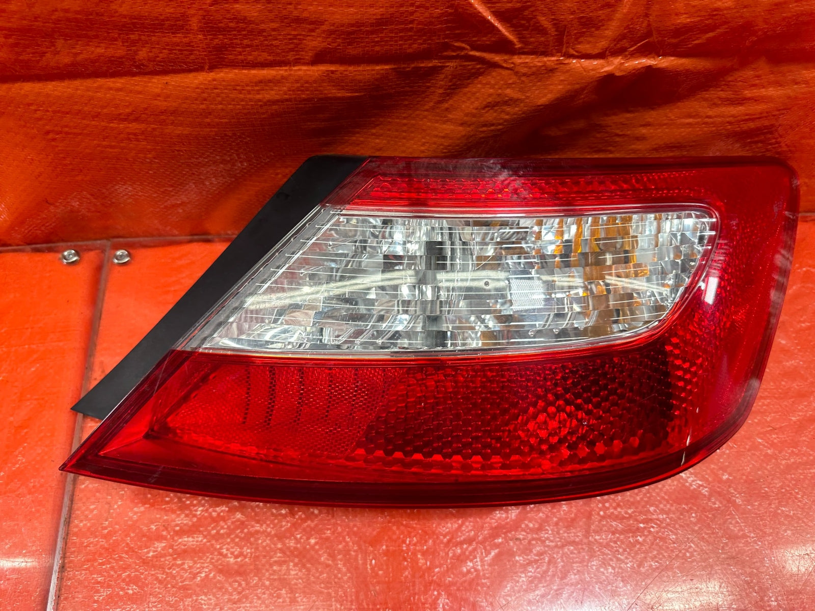 06 08 HONDA CIVIC COUPE   TAIL LIGHT LAMP   PASSENGER RIGHT SIDE   OEM OE #2045
