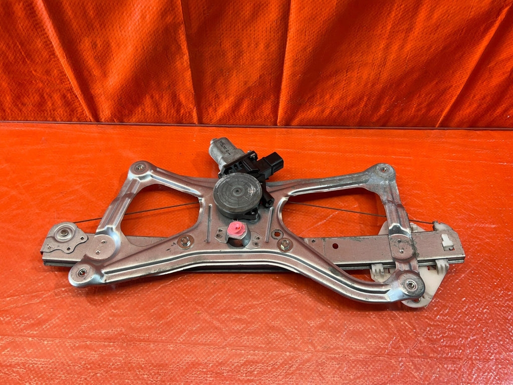 06 11 HONDA CIVIC SEDAN 4 DOOR   DRIVER LEFT FRONT   WINDOW REGULATOR   OEM #2204