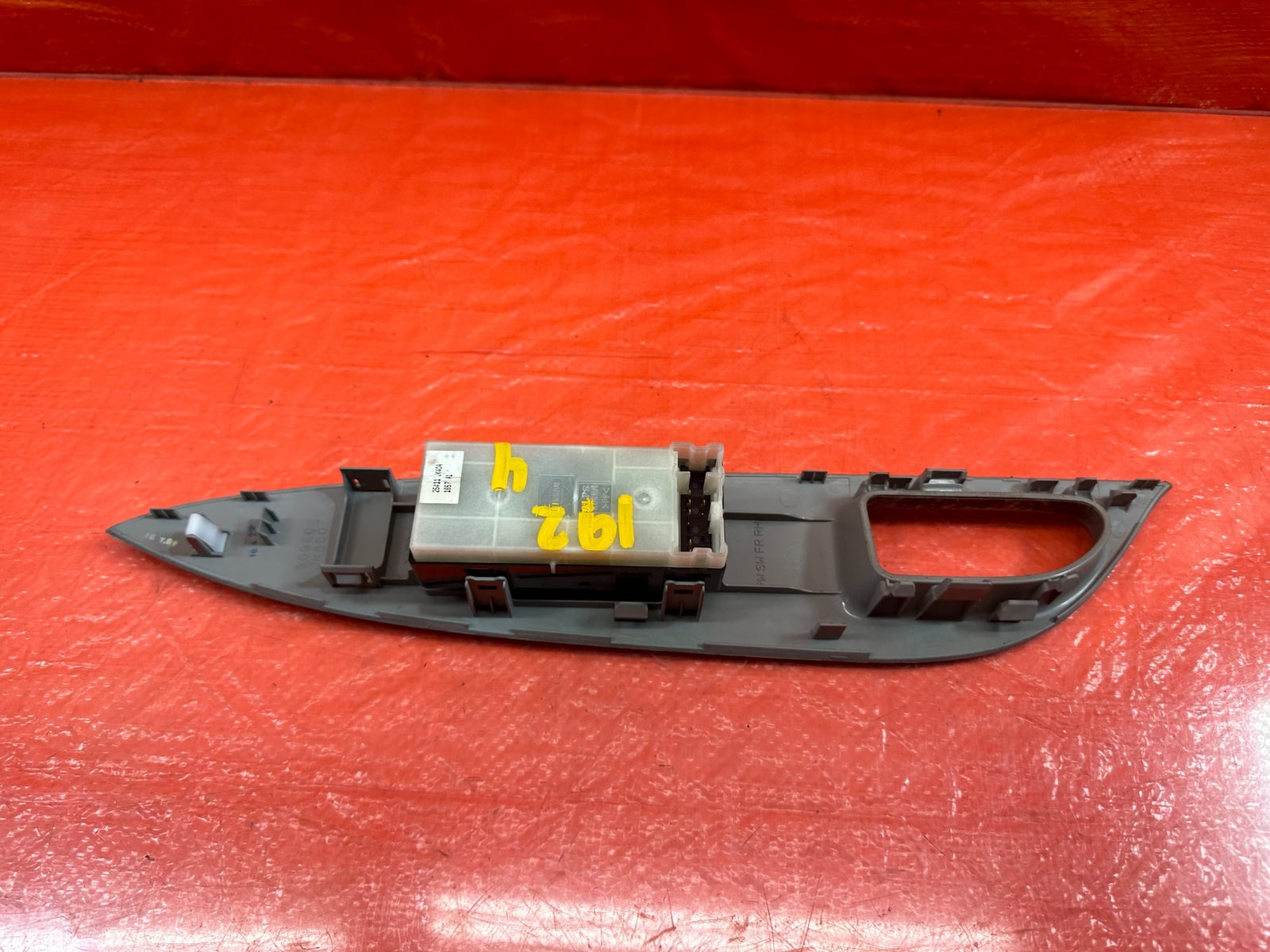 07 08 INFINITI G35 SEDAN   WINDOW SWITCH   PASSENGER RIGHT FRONT   OEM #1928