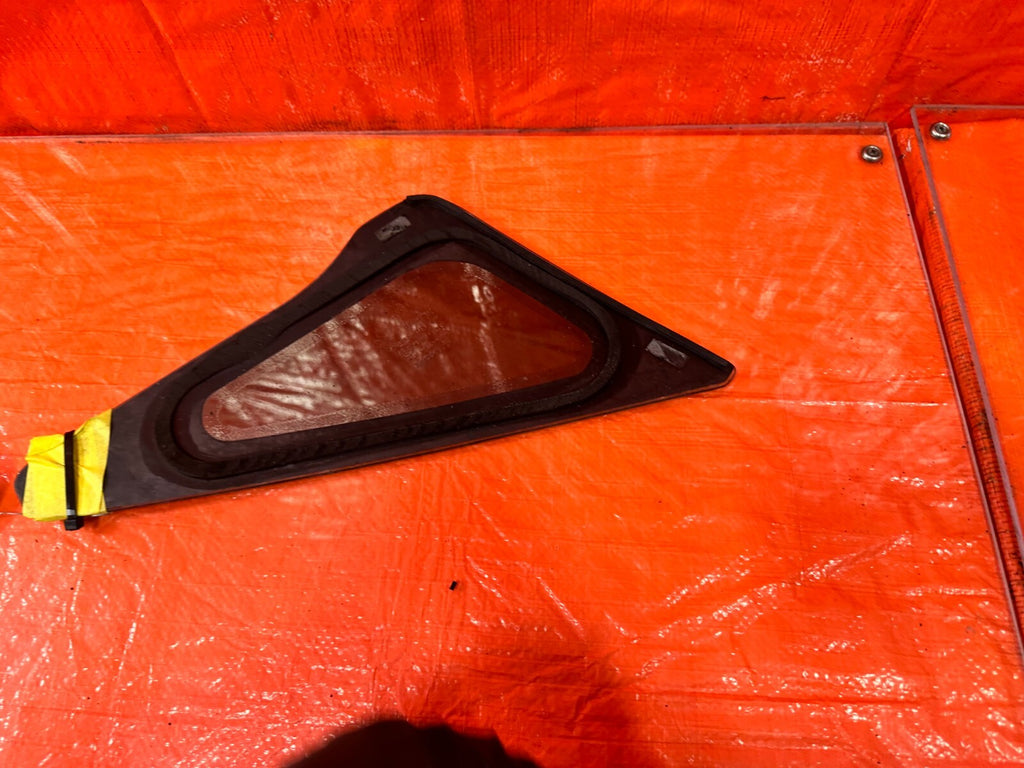 06 11 CIVIC 4D SEDAN   DRIVER LEFT FRONT WINDOW VENT GLASS   OEM FACTORY OE 2824