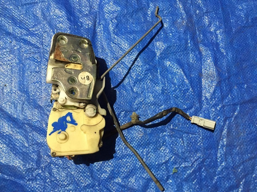 OEM 1994   2001 Acura Integra 4 Door Passenger Front Right Door Lock Actuator 1