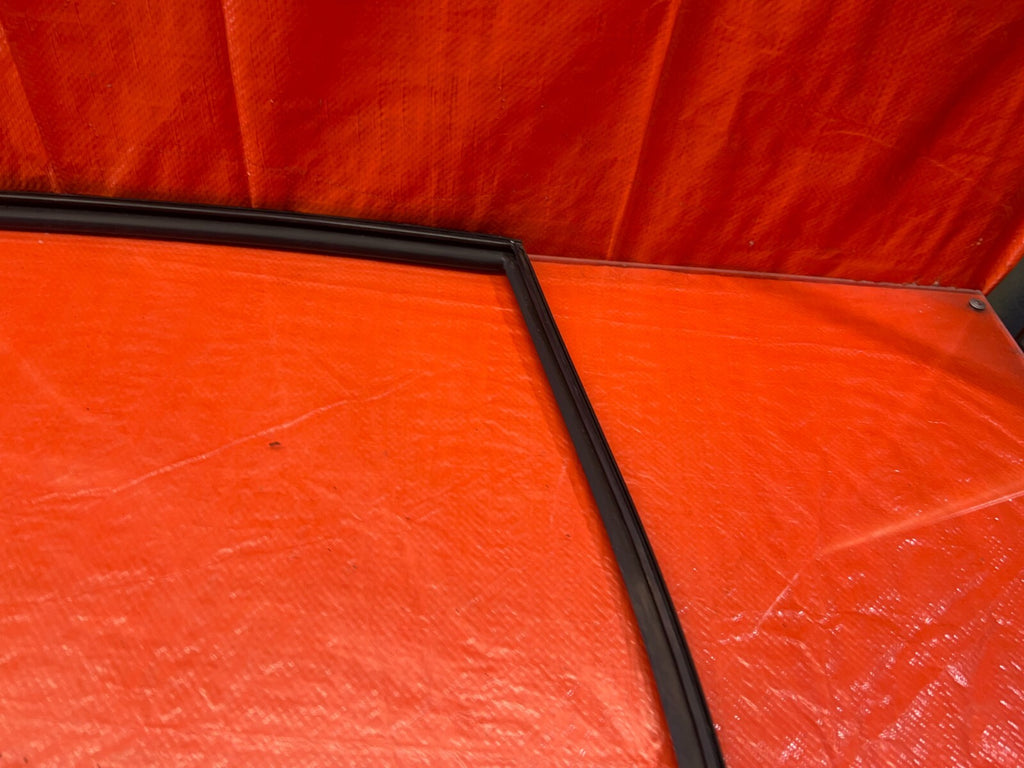 06 11 CIVIC 4D SEDAN   DRIVER LEFT REAR WEATHER STRIP RUN CHANNEL   OEM #2206