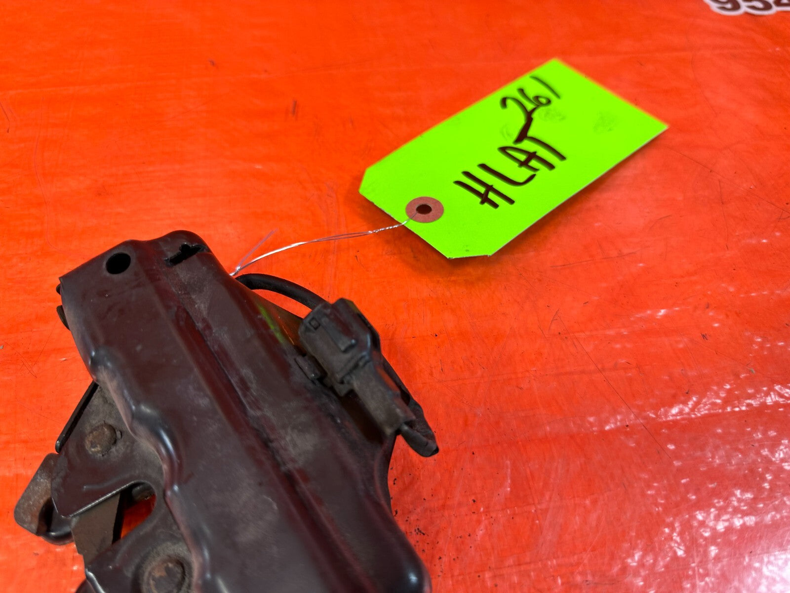 02 10 LEXUS SC430   HOOD LATCH LOCKING MECHANISM LOCK   OEM FACTORY #2615