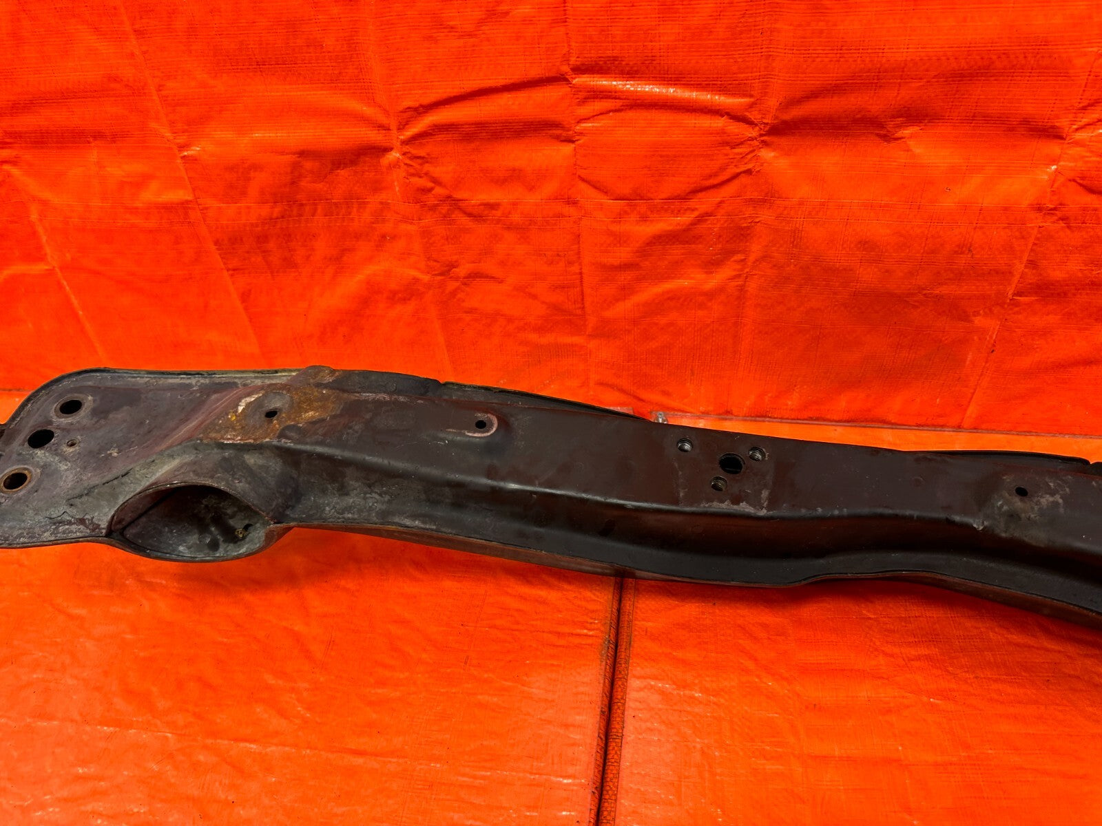97 01 HONDA PRELUDE   SUB FRAME CROSSMEMBER W/ RODS   FRONT PORTION   OEM #25913