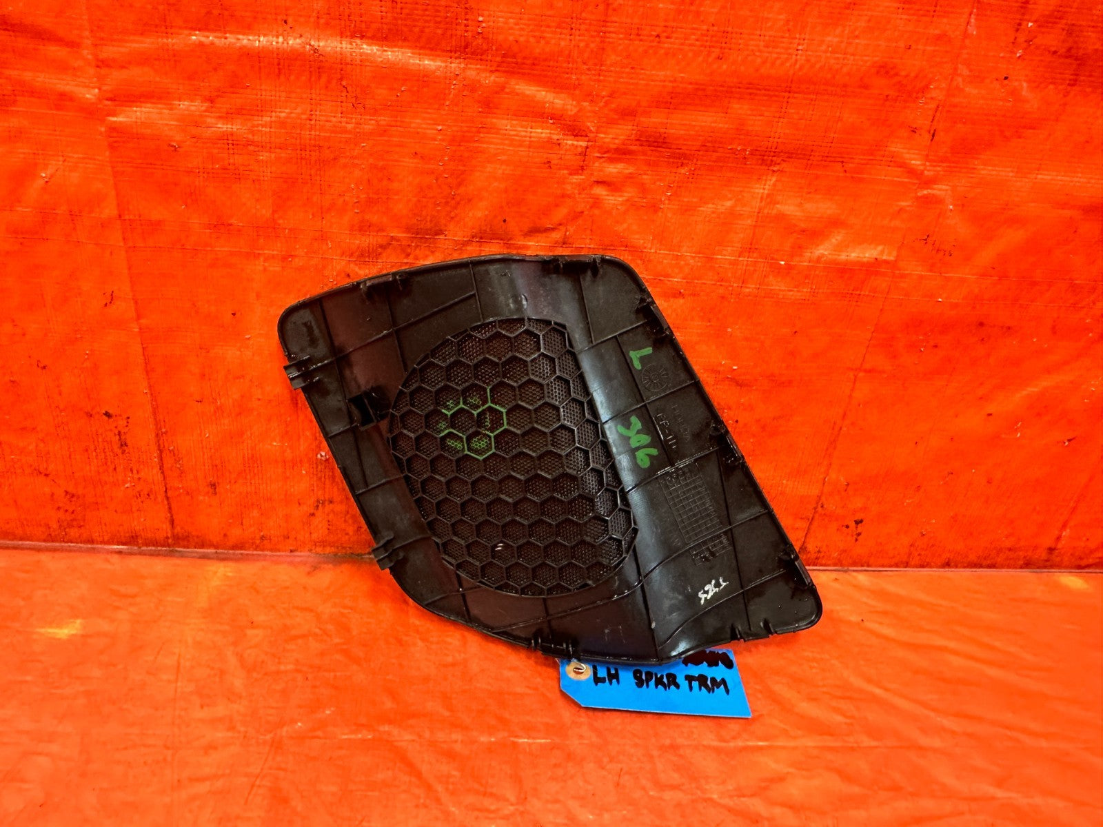 02 05 HONDA CIVIC SI EP3 HATCHBACK REAR SPEAKER COVER TRIM   LEFT SIDE OEM #3062