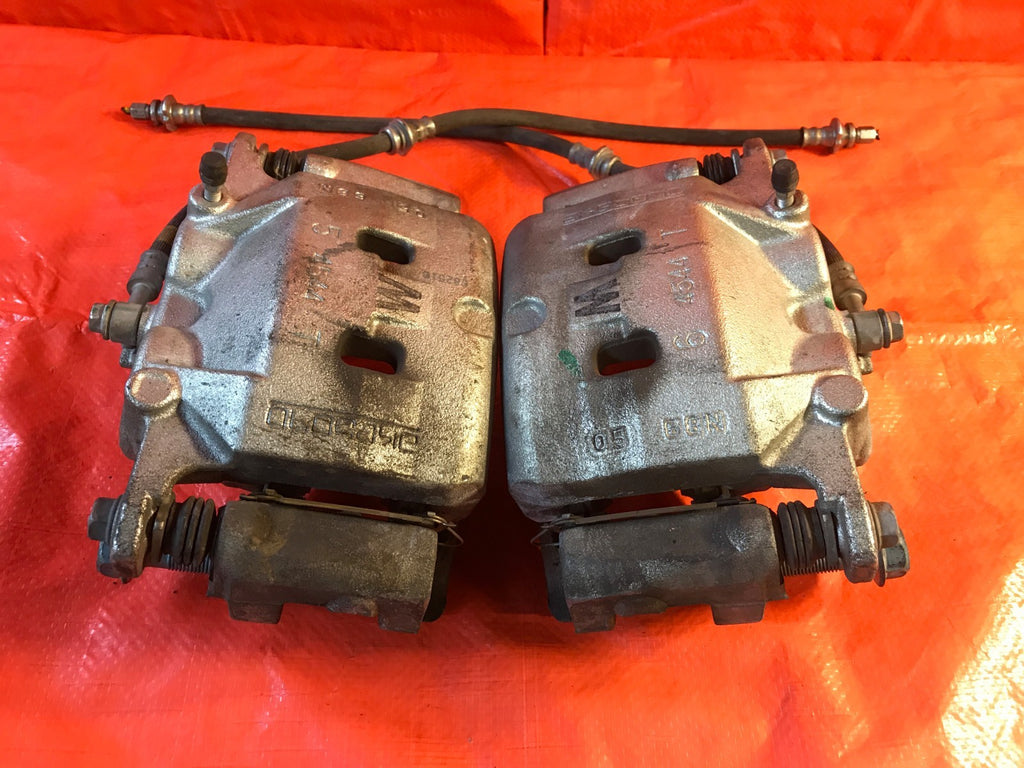 OEM 2017 17 INFINITI Q60 AWD 3.0L TT   LEFT RIGHT FRONT BRAKE CALIPER COMBO SET3