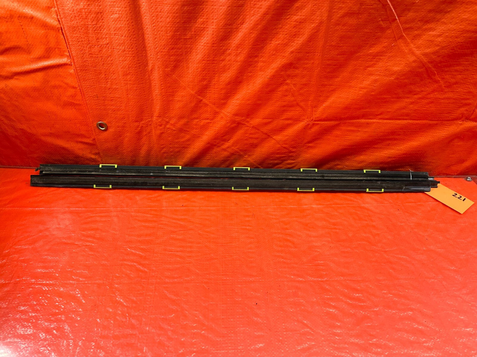 96 00 HONDA CIVIC COUPE HATCH EXTERIOR DOOR WINDOW GLASS TRIM SET LEFT RIGHT 2216