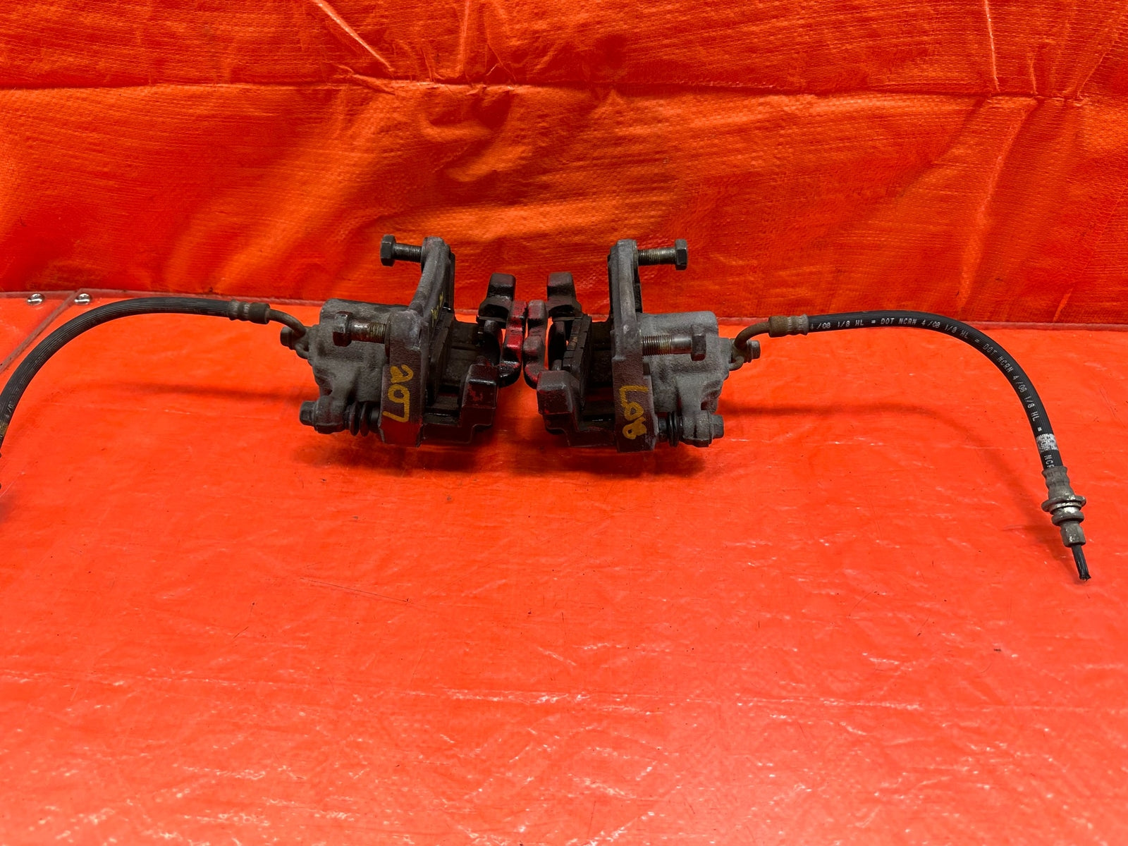 08 15 INFINITI G37 & Q60   2D COUPE   LEFT & RIGHT REAR BRAKE CALIPERS   OEM 20711