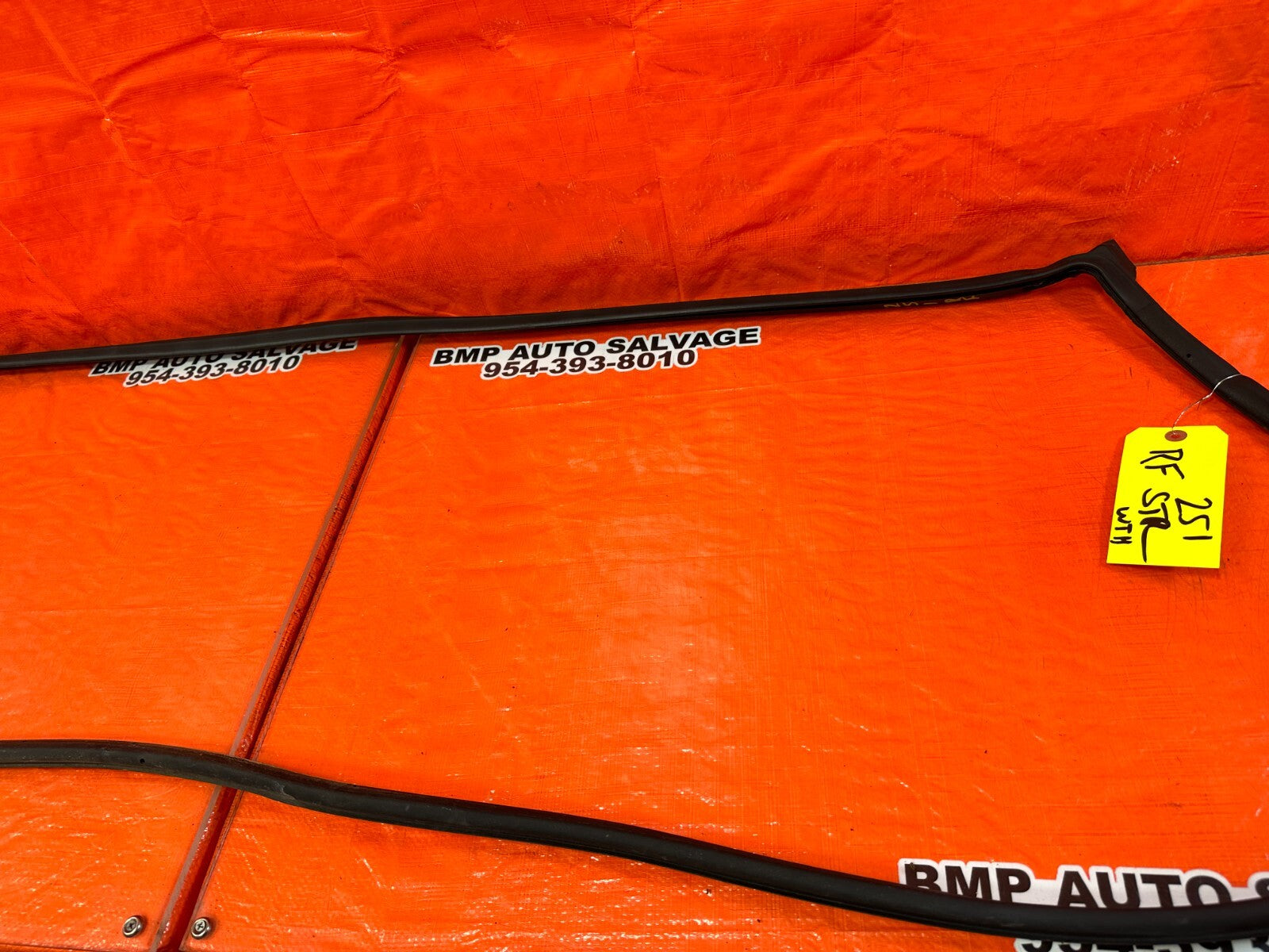 08 12 HONDA ACCORD SEDAN RIGHT FRONT DOOR WEATHER STRIP TRIM SEAL OEM #2513