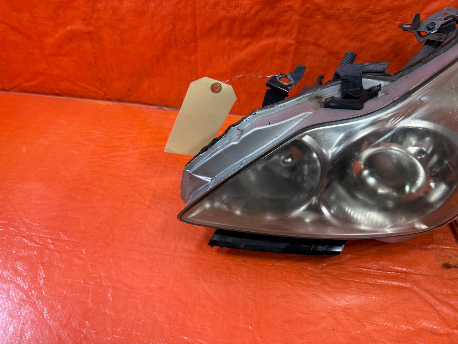 08 13 INFINITI G37 COUPE 2D   DRIVER LEFT HEADLIGHT HEAD LIGHT LAMP    OEM #32810