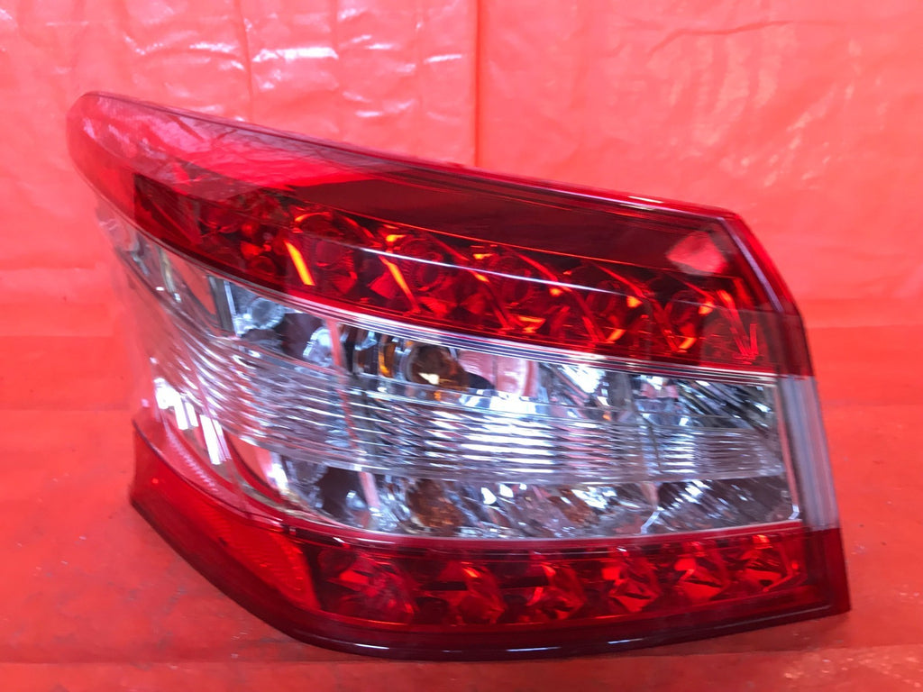 OEM 2013 2014 NISSAN SENTRA DRIVER LEFT OUTER TAIL LIGHT LAMP 13 265553SG0A   2