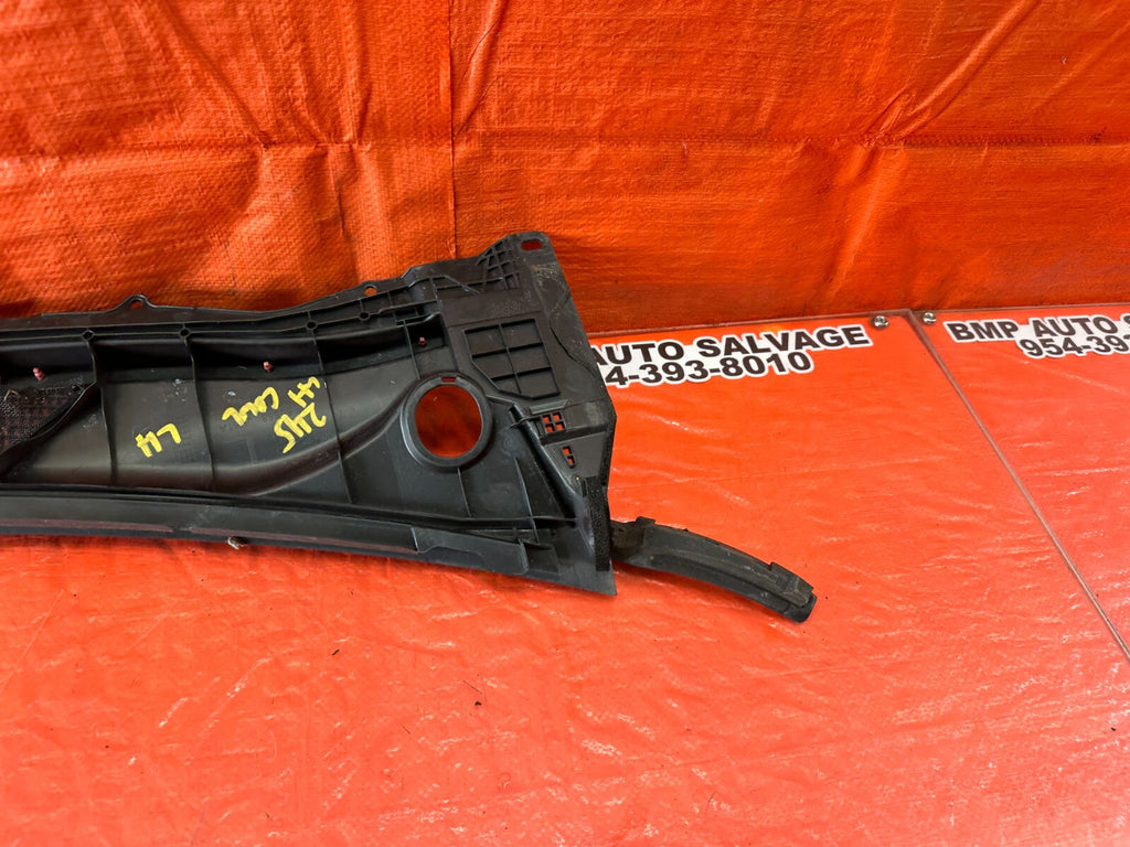 08 15 INFINITI G37 & Q60   2D COUPE   WIPER COWL TRIM   LEFT SIDE   OEM #24511